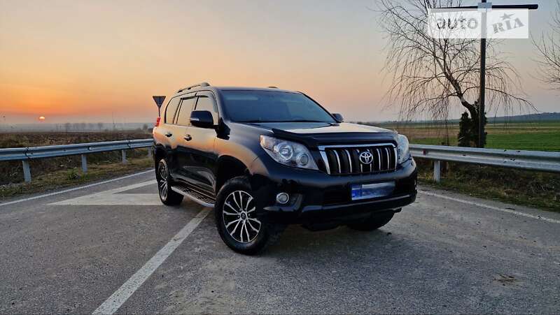 2010 toyota land cruiser prado