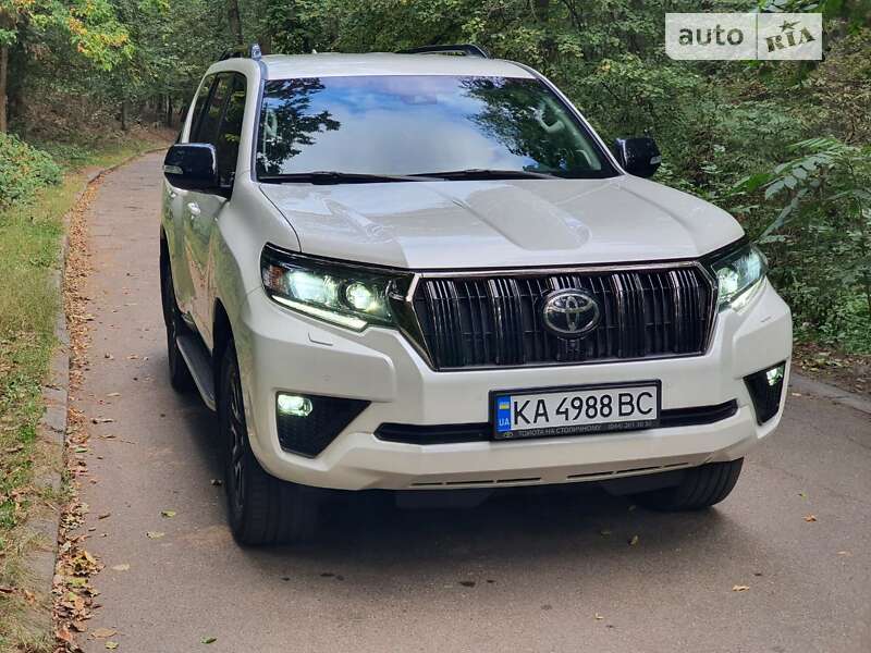 2020 toyota land cruiser 150