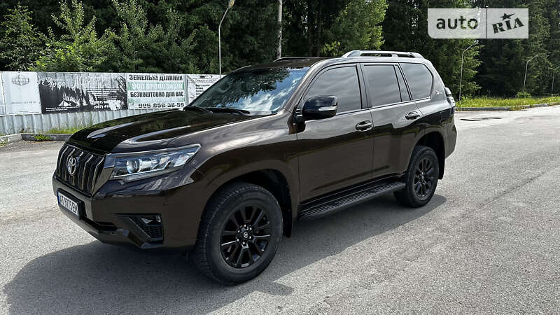 2021 toyota land cruiser prado 150