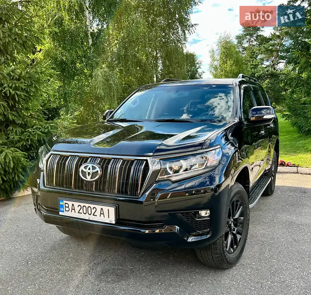 2021 toyota land cruiser prado