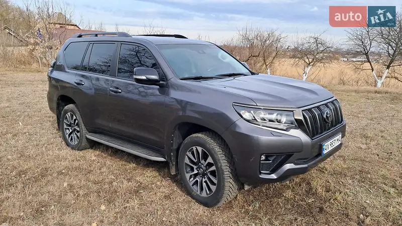 2021 toyota land cruiser 150