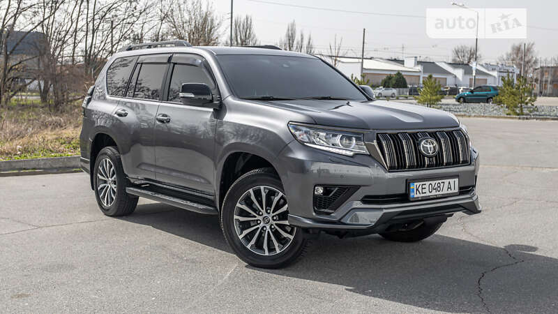 2021 toyota land cruiser prado