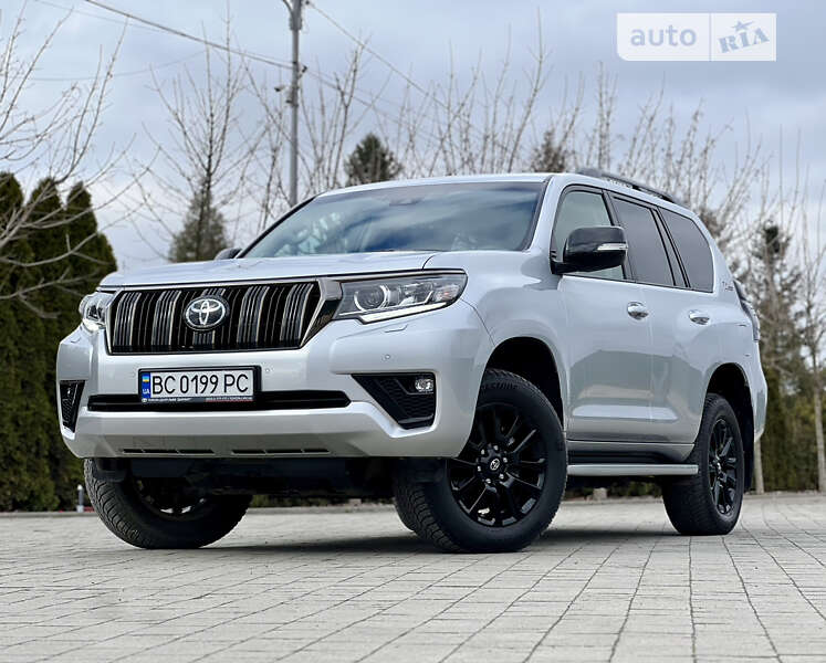 2022 toyota land cruiser prado 150
