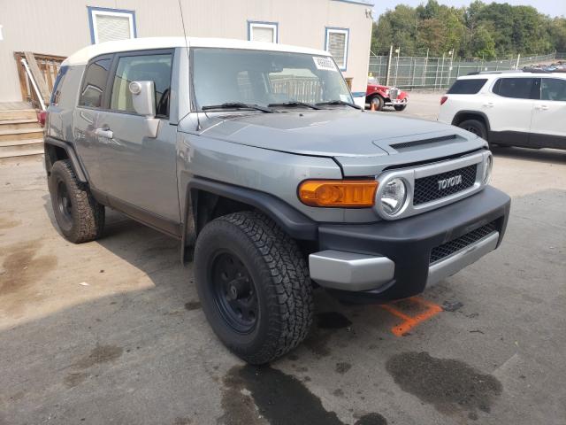 2012 toyota fj cruiser