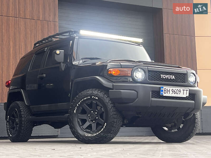 2014 toyota fj cruiser
