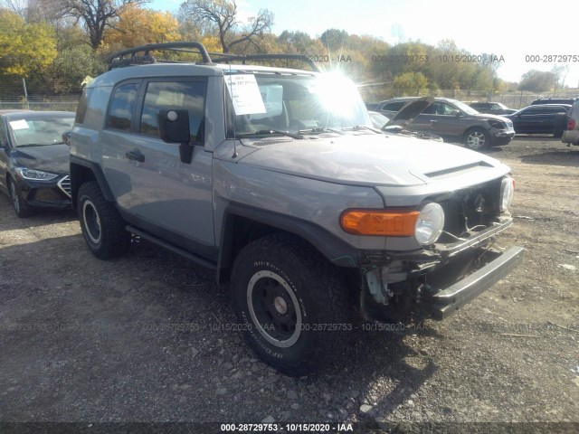 2013 toyota fj cruiser