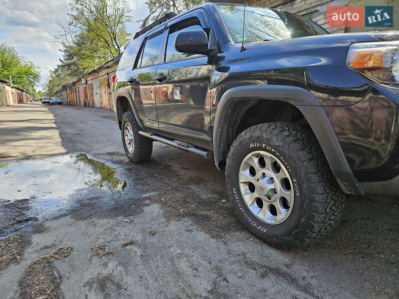 2011 toyota 4 runner