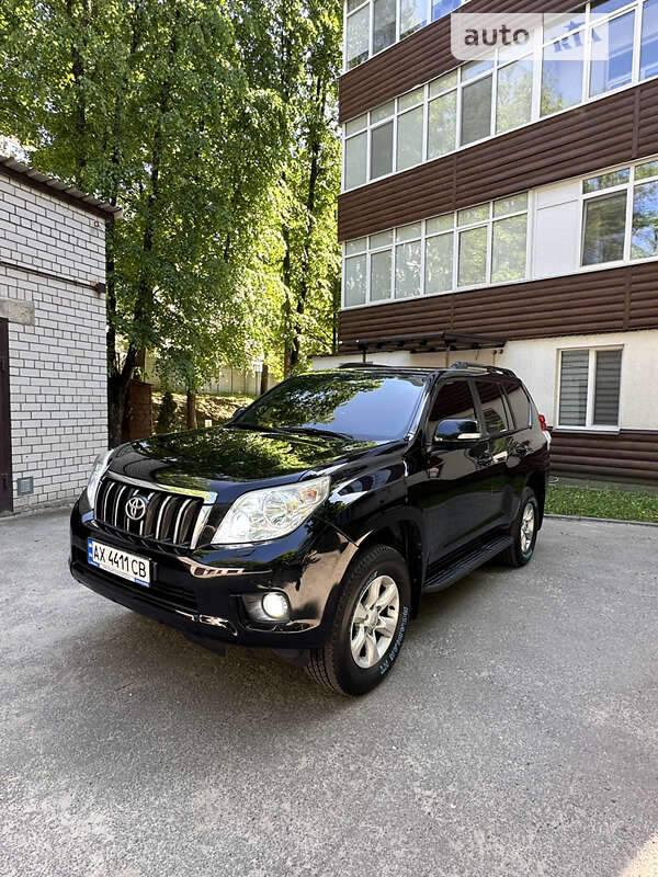 2013 toyota land cruiser prado 150