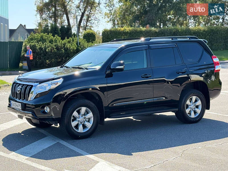 2015 toyota land cruiser 150