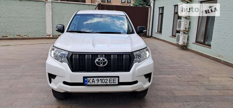 2021 toyota land cruiser prado 150