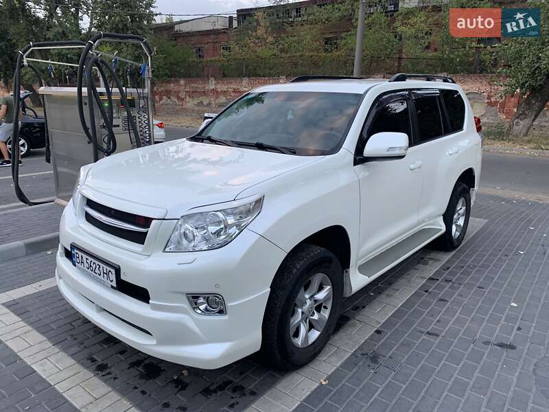 2013 toyota land cruiser prado 150