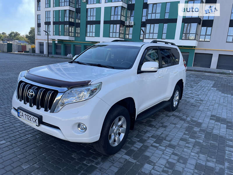 2016 toyota land cruiser 150