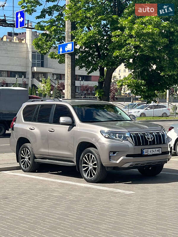 2018 toyota land cruiser prado 150