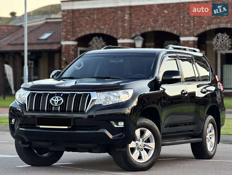 2019 toyota land cruiser 150