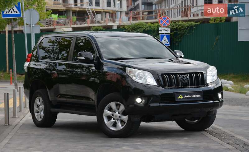 2012 toyota land cruiser prado
