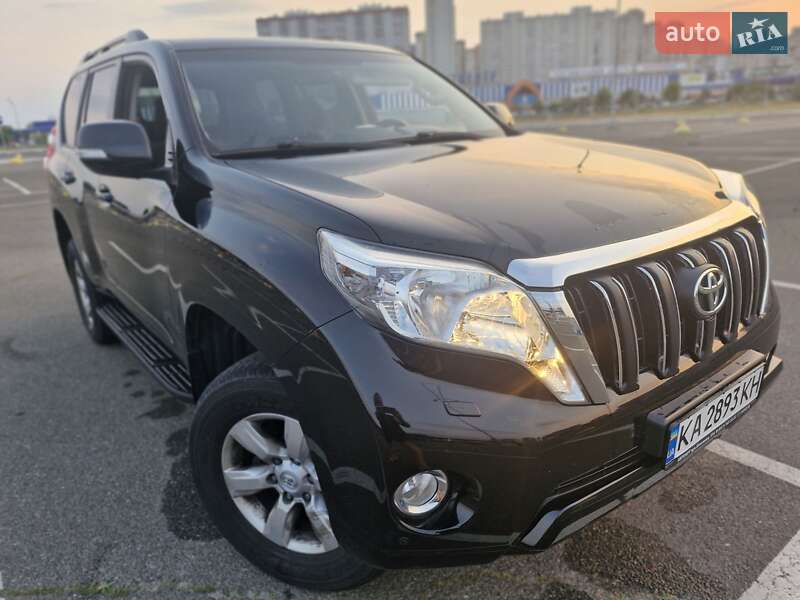 2014 toyota land cruiser prado