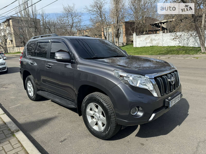 2014 toyota land cruiser prado