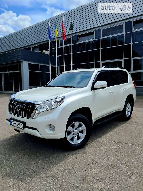 2014 toyota land cruiser prado