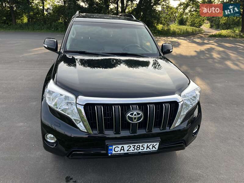2017 toyota land cruiser prado