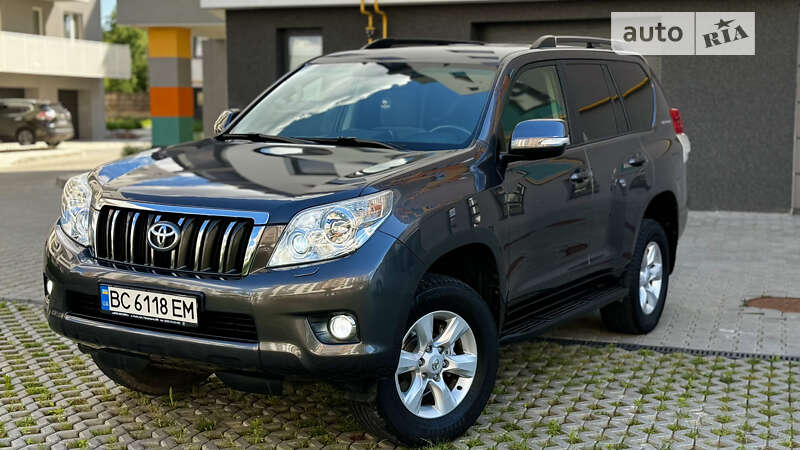 2011 toyota land cruiser 150
