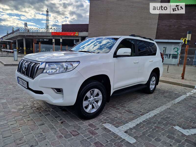 2018 toyota land cruiser prado