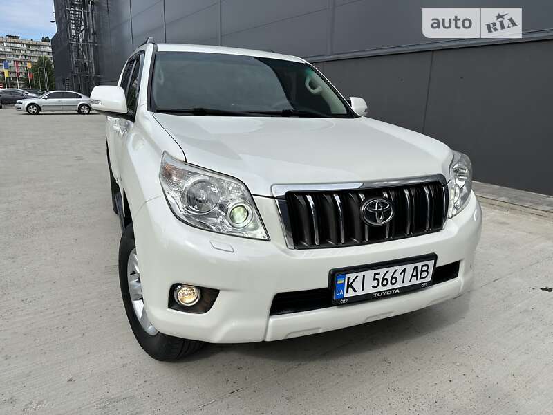 2011 toyota land cruiser prado