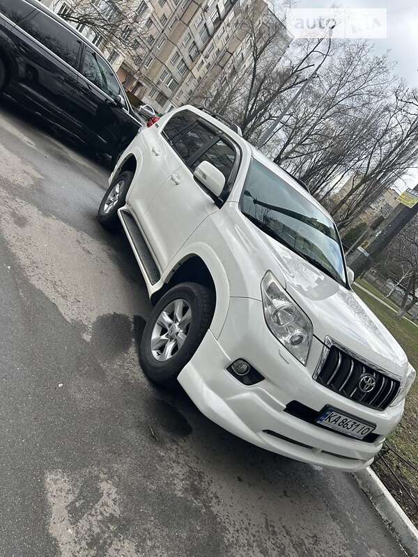 2012 toyota land cruiser 150