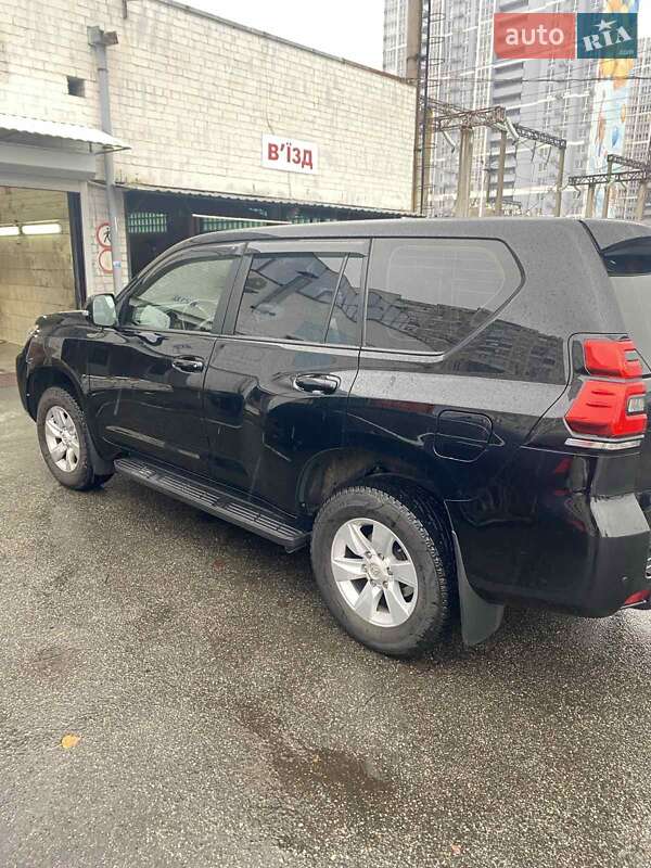 2017 toyota land cruiser prado 150