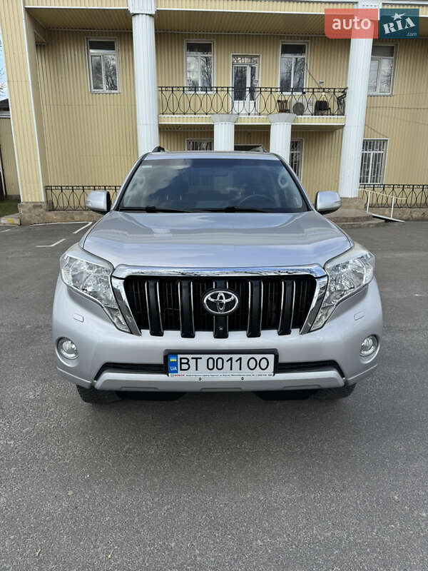 2013 toyota land cruiser prado 150