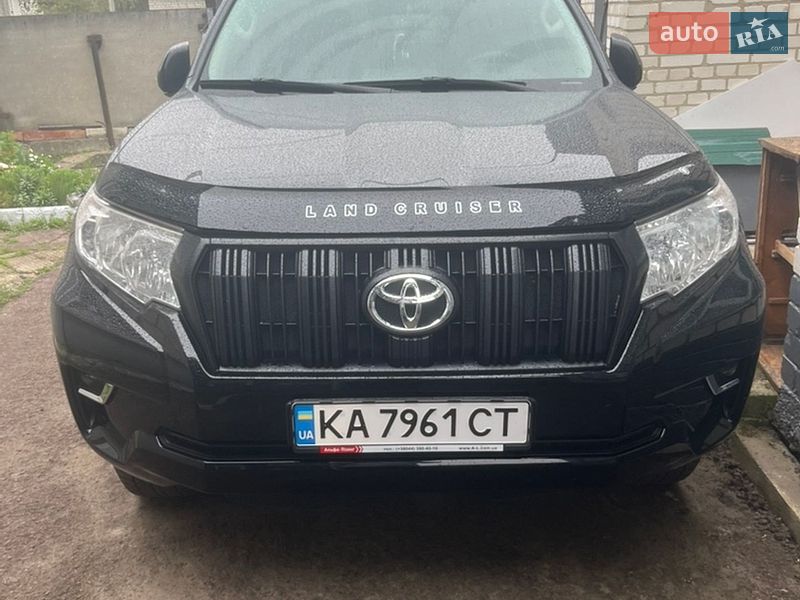 2021 toyota land cruiser prado 150