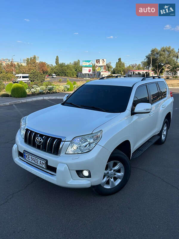 2010 toyota prado
