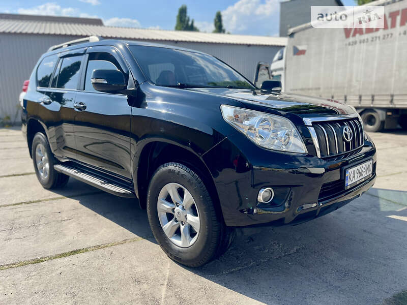2010 toyota land cruiser prado
