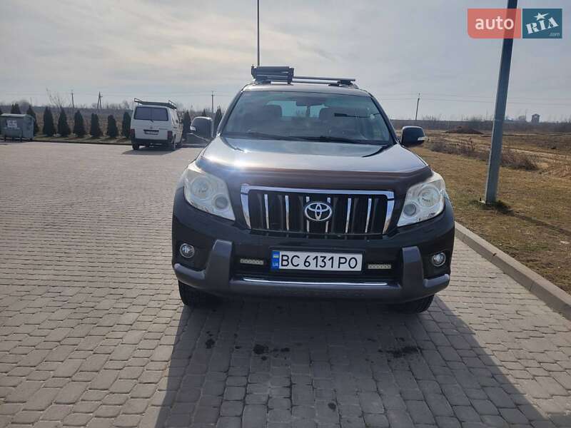 2010 toyota land cruiser prado