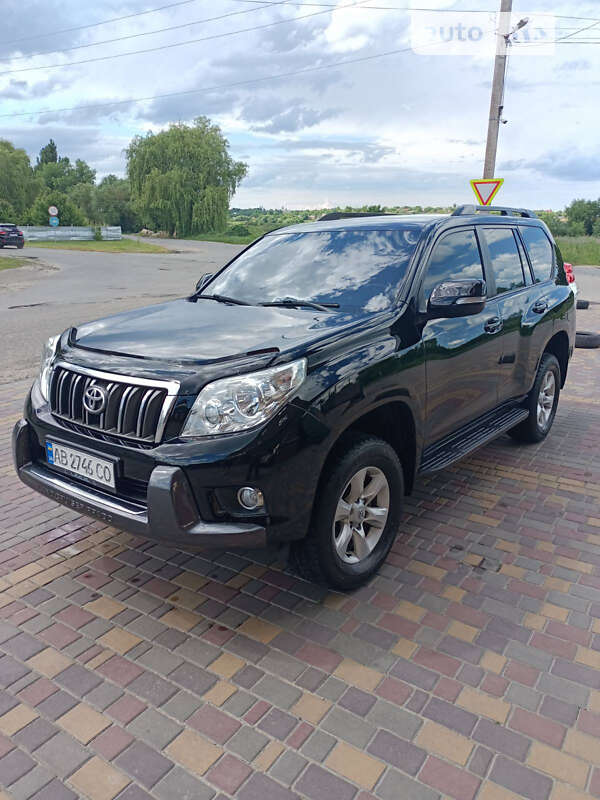 2010 toyota land cruiser prado