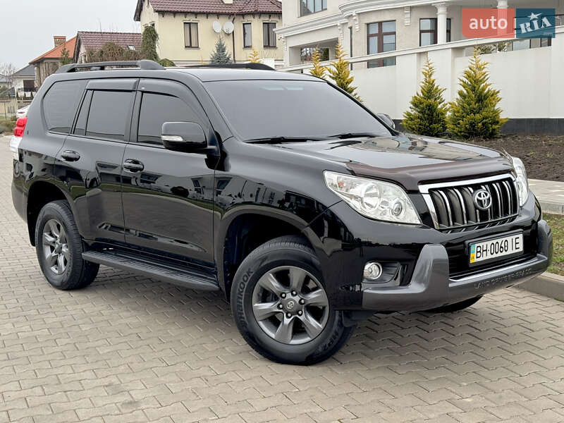 2010 toyota land cruiser prado
