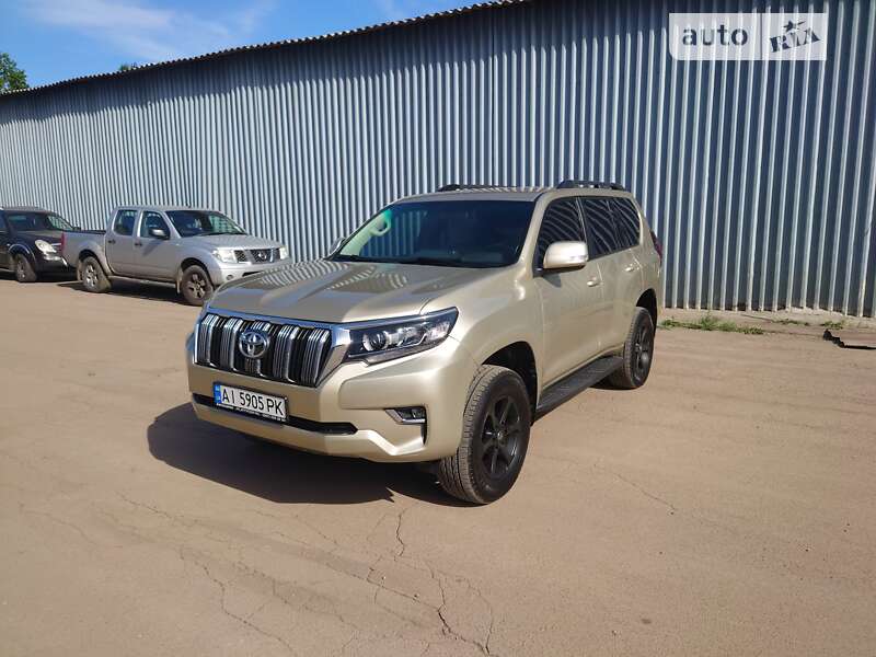 2010 toyota prado