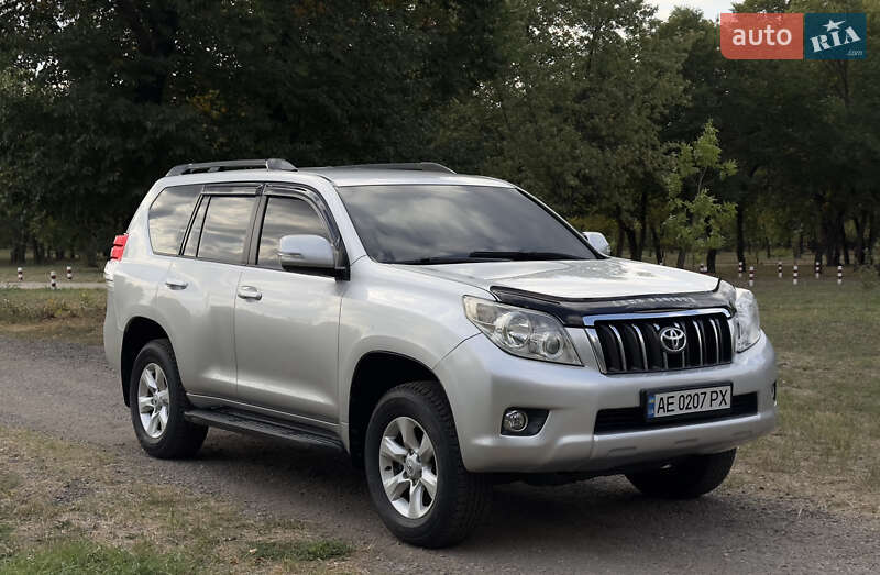 2011 toyota land cruiser prado