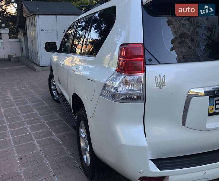 2010 toyota prado