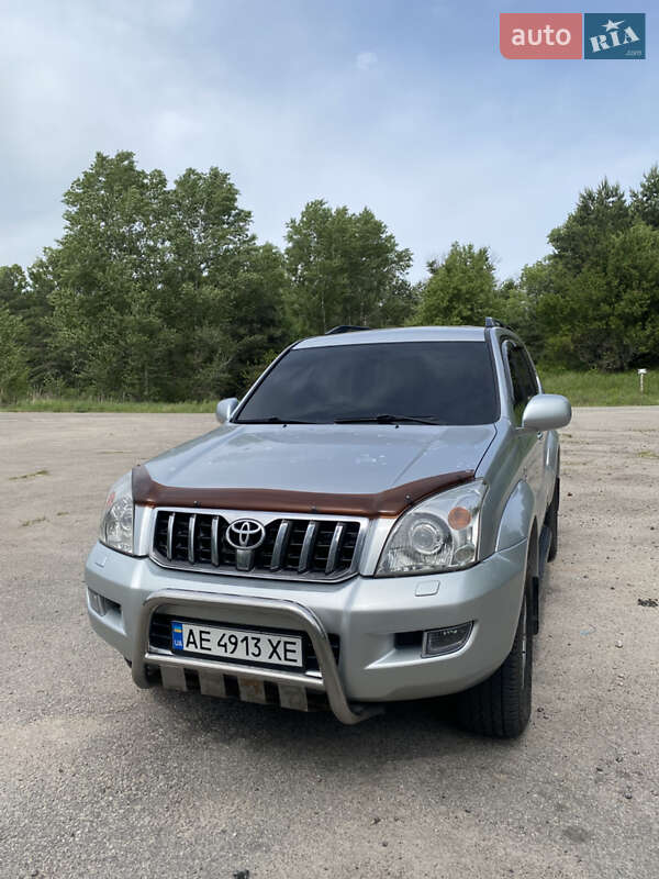 2004 toyota land cruiser