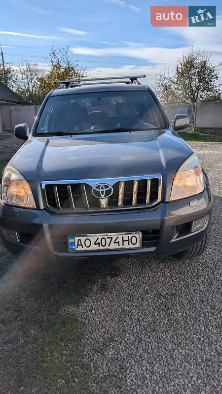 2005 toyota land cruiser