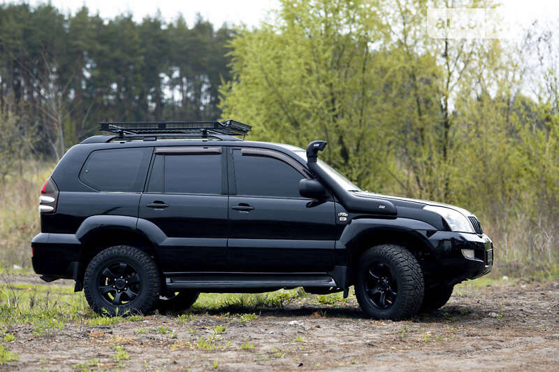 2005 toyota land cruiser