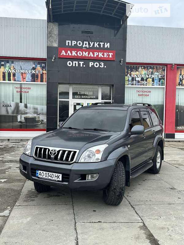 2005 toyota land cruiser 120