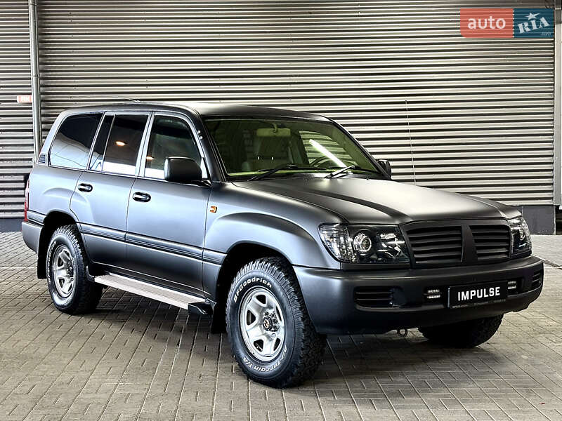 2005 toyota land cruiser