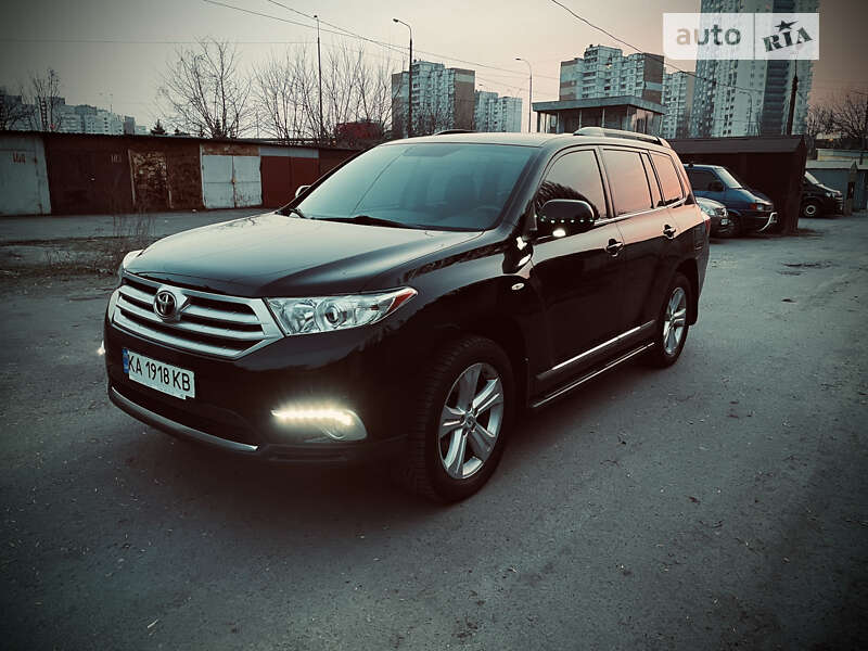 2011 toyota highlander