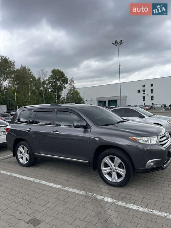 2013 toyota highlander