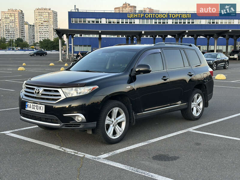 2011 toyota highlander