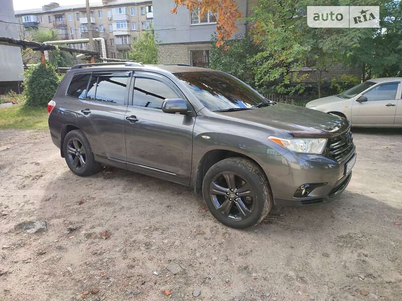 2012 toyota highlander