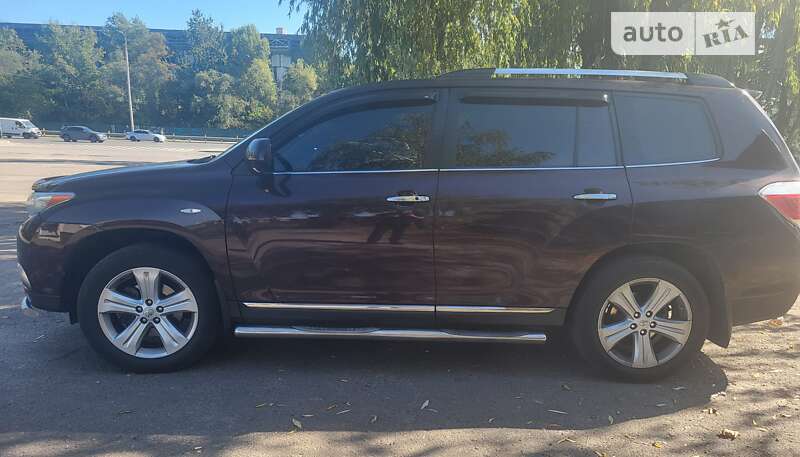2011 toyota highlander