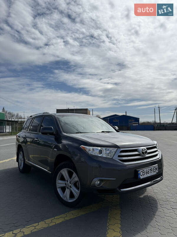 2012 toyota highlander