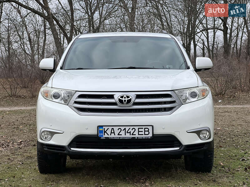 2012 toyota highlander